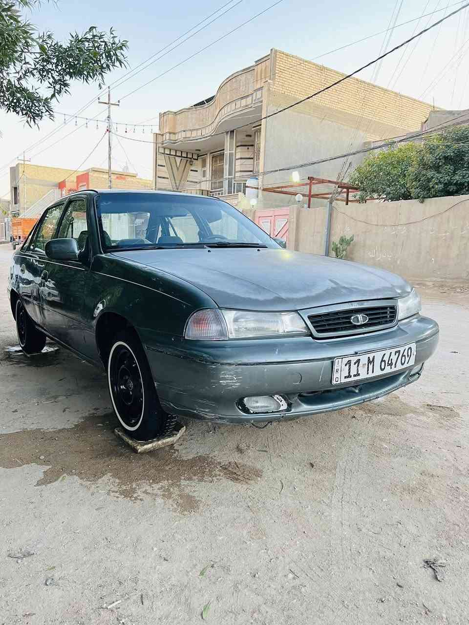 السلام عليكم دايو سلو للبيع موديل 1994 السياره بلاديه كلها لأضربه ولا صبغ ولا خياس حلوه كلش كهربائيات كلها شغاله رقم بغداد أنكليزي بأسمي سنويه ماصاقطه حداديه كلها جديده تخم تاير جديد انتاج 2025 كير ومحرك خير من الله كير أوتماتيك تبريد شغال السياره جاهزه ماناقصه برغي السعر 35 وبيها مجال  مكان نجف مناذره للأستفسار اكثر *********** ملاحظه غير متواجد ؏ــ الفيس
