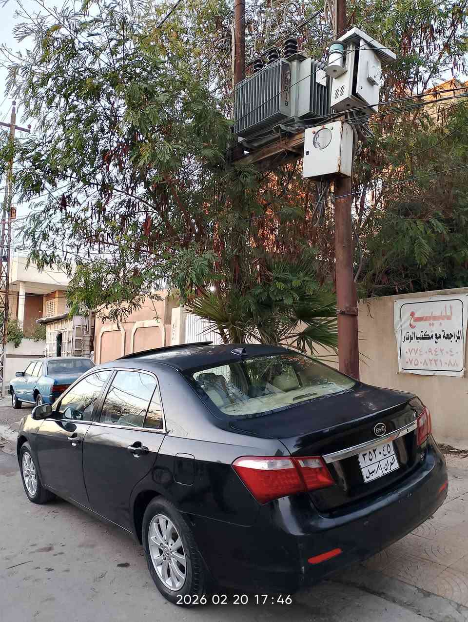 السلام عليكم سياره للبيع بي واي دي موديل 2014 F7 فول مواصفات بصمه كير عادي رقم اربيل بس عليها غرامات 7اوراق تنزل من السعر اريدها 57 وبيها مجال للطيبين مكان موصل جانب الايسر الرقم ***********
