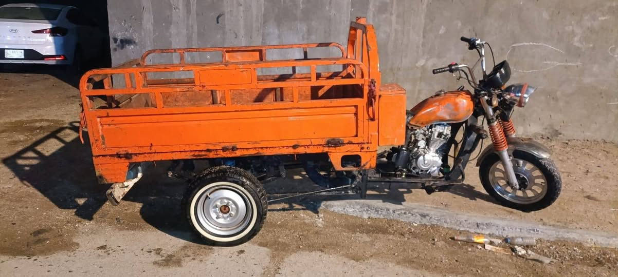 للبيع رقم انكليزي ستوته جاهزه السعر 1650 وبيه مجال ***********
