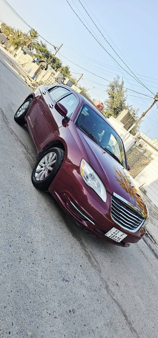 ياالله سي ٢٠٠ موديل ١٢ رقم بغداد انكليزي جديد لون مميز سيارة جديدة جاهزة كير مكينة خير من الله بيه صبغ حزام جمالية فقط أكرر صبغ حزام جمالية جاردة جانت وصبغته صدر تخم تاير شاشة كبيرة هزة جديدة تحويل ثاني يوم السعر ٧٢ وبيه مجال العنوان بغداد *********** بي واتساب أيضا
