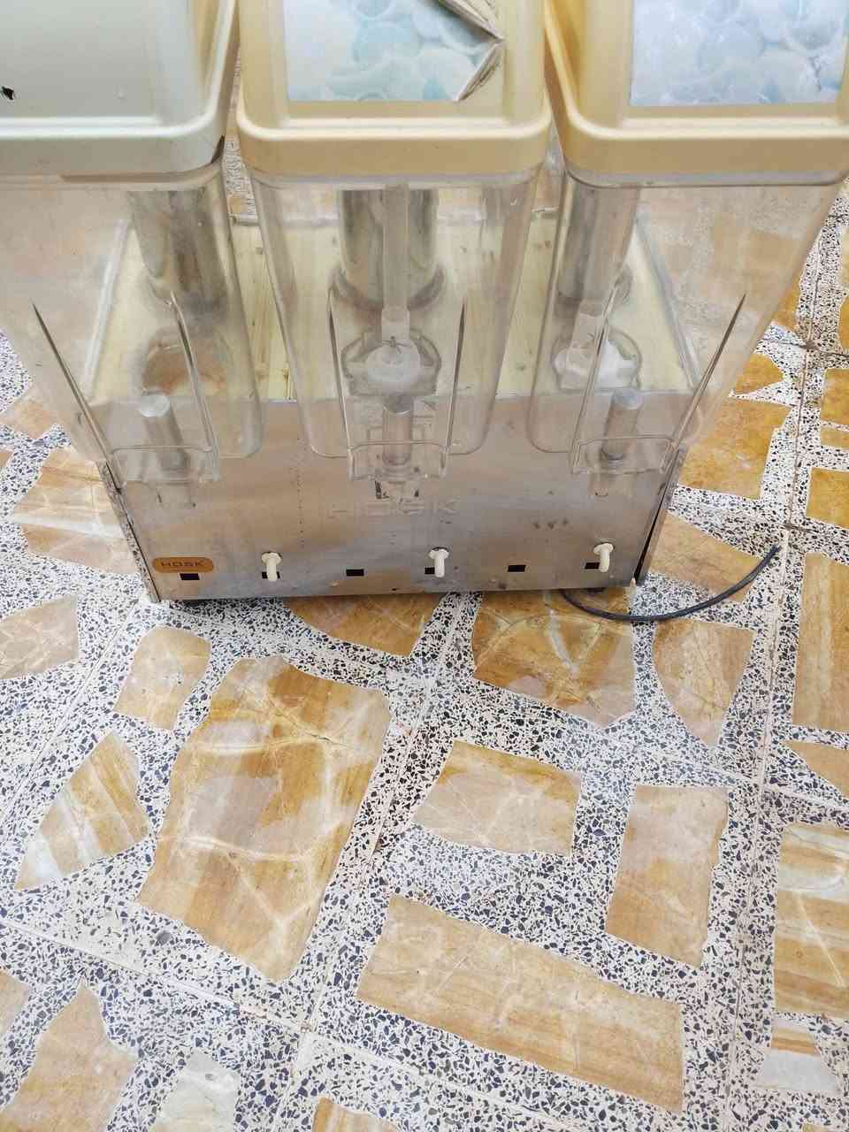 سلام عليكم للبيع مكينه شربت شرط شغل وتجميد ونظافه ‏‪***********‬‏
