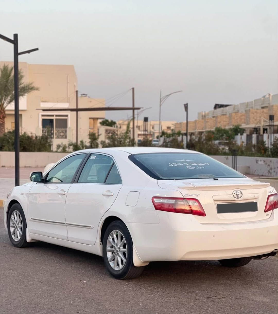 السلام عليكم
للبيع كامري خليجي فول مواصفات GLX اللون ابيض الموديل 2009 السياره مكفوله كلين سونار مرفق بالمنشور 
السياره ماشيه 162 الف 

مكينه 4 سلندر 2400VVT كير بدون اي عيب مواصفات:

بلاجكتور بلادي

کشن كهرباء

تبريد قطعتين ثلج

تحكم ستيرن

تحكم مري جانبي

اي بي اس

فتحة سقف 

حساسات جهتين

يو اس بي

4 دسك

برده خلفيه كهربائيه 

مثبت سرعه

ویل کب

السياره ما متعوبه حيل نضيفه
متصرف عليها كلشي السياره جاهزه من كلشي 

داخله كله وضع الشركه 
كير / محرك/صدر تخم تایر تخم ویل کب تبرید تدفئه باتري كهربائيات

رقم سليمانيه (21) انكليزي شرط التحويل والغرامات السنويه بأسمي عنوان السياره صلاح الدين - تكريت الخاص مغلق للاستفسار:

***********
