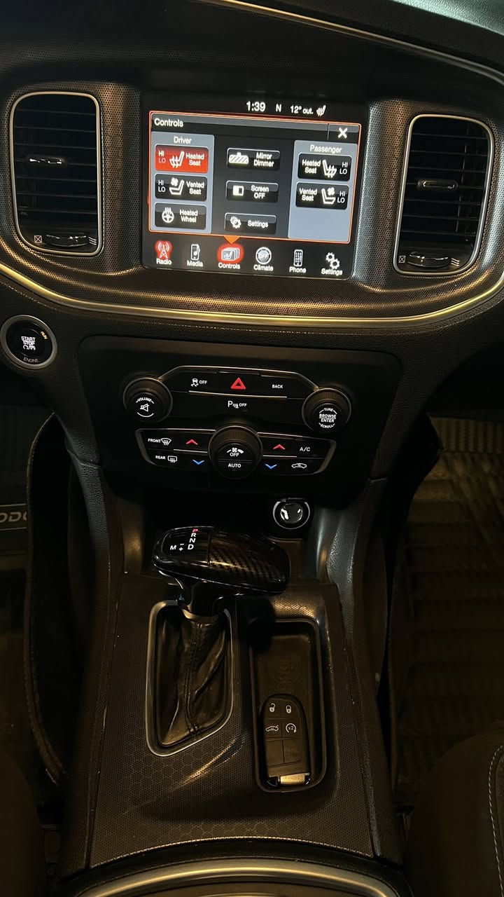 اول شي سعر السيارة 208$ ورقة مجال بسيط🔥💣
دوج جارجر SXT بلص يعني فول مواصفات 2015✅
ضرر السيارة فقط كلير امريكي بدون دواخل و ارباكات⚠️
بيها تعديلين بارد كل تعديل تقريبن شبر اصلا مايبين❌
(كشنات تدفئة+تبريد/سلايت/ستيرن تدفئة/بصمة…)🥇
سيارة ماشية فقط 103 الف مكان السيارة دهوك🌍
(گير/محرك/تبريد/كهربائيات) على وضع الشركة ابيع📦
سيارة باسمنا تريد وكالة او تحويل نفس اليوم انشاءلله🙏
رقم و هزة و سنوية جديدة دينار ما تصرف عليها شرط🚘
***********
