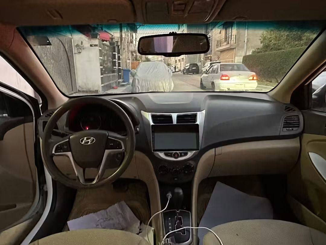 اكسنت موديل ٢٠١٥
وارد خليجي محرك ١٦٠٠ دوش المرغوب 

السياره ماشية ١٠٠،٠٠٠ الف وقابل لزيادة

السياره ما ناقصها اي شيء صرفيه السياره كلش جيدة 

كلشي بالسياره مكفول مابيه نقص 
بس مكان صغير بارد .
مكان السياره الانبار الرمادي 

سعر السيارة  115$
قابله للتفاوض
للتواصل الاتصال فقط على رقم الهاتف ادناه
***********
