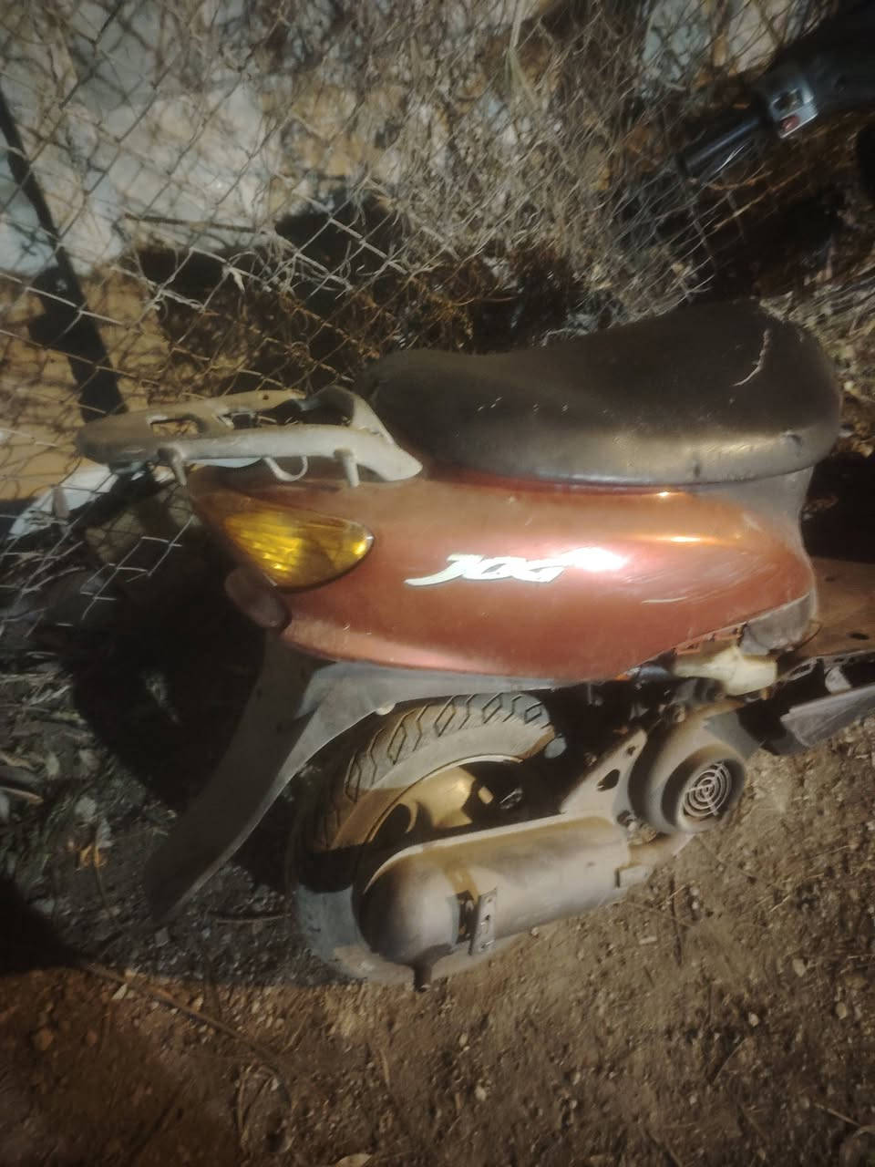 عصفويه للبيع سلفه هندر كله شغال بس شويه كفرات بيهن كسر شراي يتصل ***********
