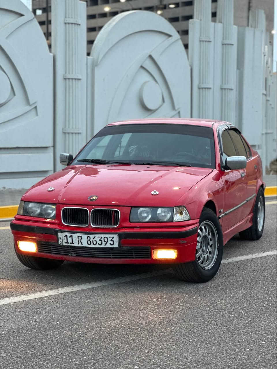 E36 
مديل 92
رقم بغداد الجديد صاعدة هزة السيارة وكاملة 
مكينة 28 مسكر 
كير اوتو 
السيارة كلهة بلاد ضفيرتهة بلاد حتة الباب من ينفتح يشتغل الصالون 
تخم تاير جديد 
صالنصة رياضي 
منضومة زنون
السعر 41 مجال قليل 
العنوان بصرة قبله 
*********** البصرة, العراق
