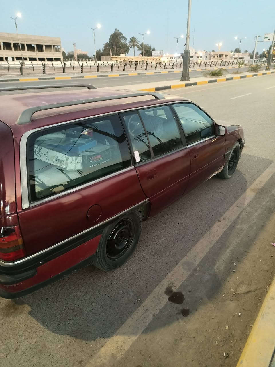 اوميكا استيشن للبيع موديل 92 كير محرك شرط  تحويل  السعر 30 وبي مجال بسيط  مكاني ديالى بعقوبة
رقمي/***********
