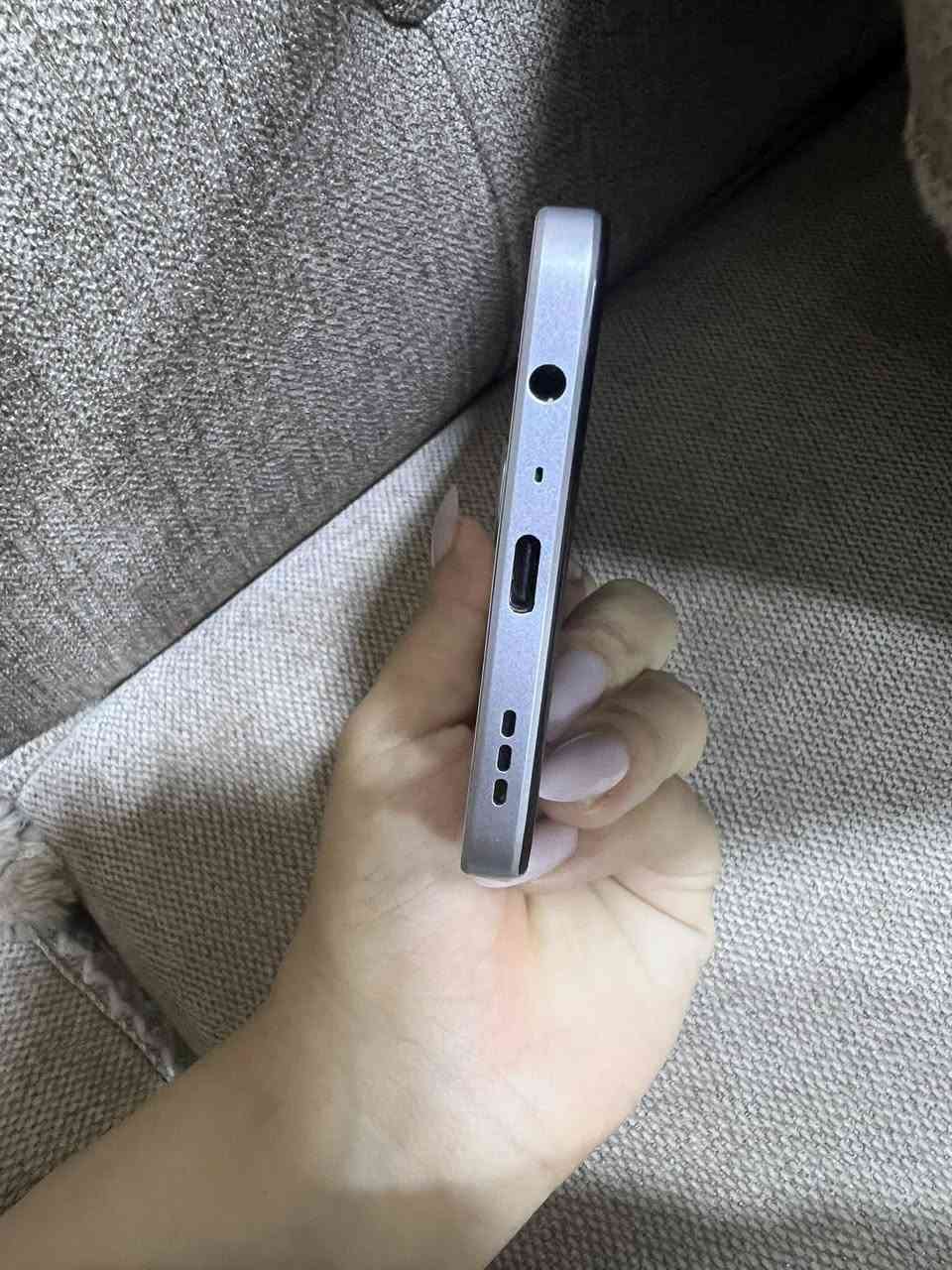 OPPO A40م
بسعر مناسب 
واخو جديد استعمال اسبوع بس لا زلغه ولا شخطه


**إذا كنت صاحب هذا الإعلان وتريد حذفه لأي سبب، رجاءا أرسل رسالة إلى الدعم الفني**