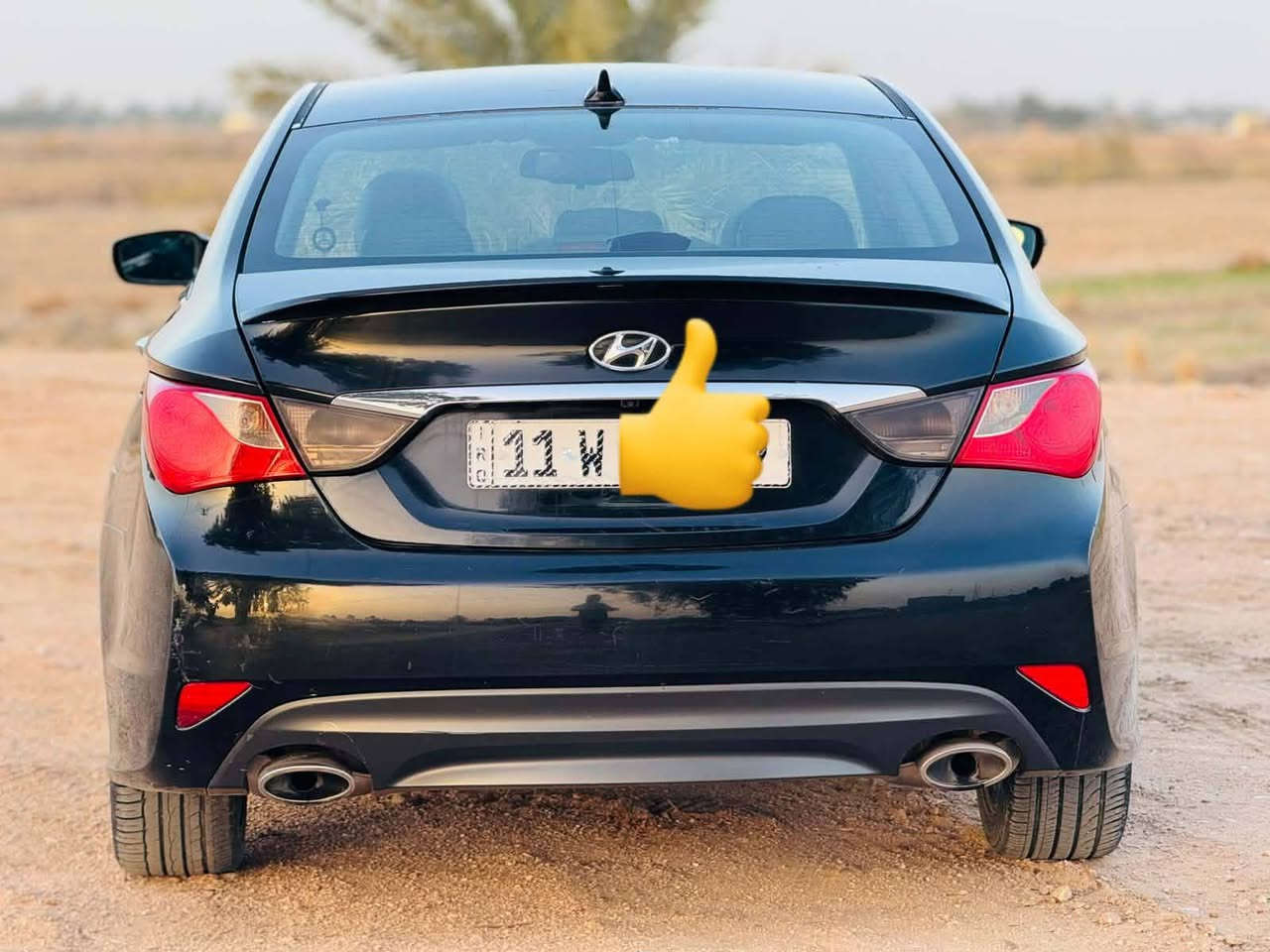 سلام عليكم سوناتا 2014 للبيع  مرقم بغداد باسمي  رقم دولي هزه جديده وارد امريكي حادث خشم الجاملغ الامامي فقط بارد جدا بسيط وبالعراق شخط باب خلفي وانصبغ السياره ليبل واحد فوول مواصفات لمتد
بصمه تشغيل 
بصمه ابواب 
فتحه سقف
محرك 2400 Gdi
كشن حار بار 
كشن كهرباء 
تحكم كامل 
شفتات ستيرن 
شاشه اصليه مع كامره خلفيه 
اشاره مري 
سبوورت
رادارات 
انضمه قياده مختلفه
مانع انزلاق 
السياره معروضه 
مكانه حله للاستفسار*********** السعر١١٨ بيه مجال بسيط
