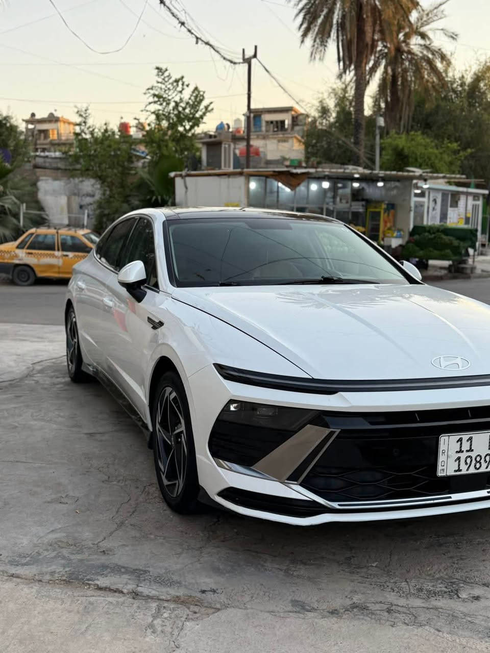 سوناتا 2024 خليجيه فول فول 1/1 بانوراما داخل قرميدي صندوك كهرباء كراسي كهرباء شاشه متصله مفوله مواصفات شنو من مواصفات بالك بيها  سياره كلش جديده بيها اماكن بارد فقط سعرها 21 الف بيها مجال ماشيه 56 الف مكاني بغداد زيونه *********** او ***********
