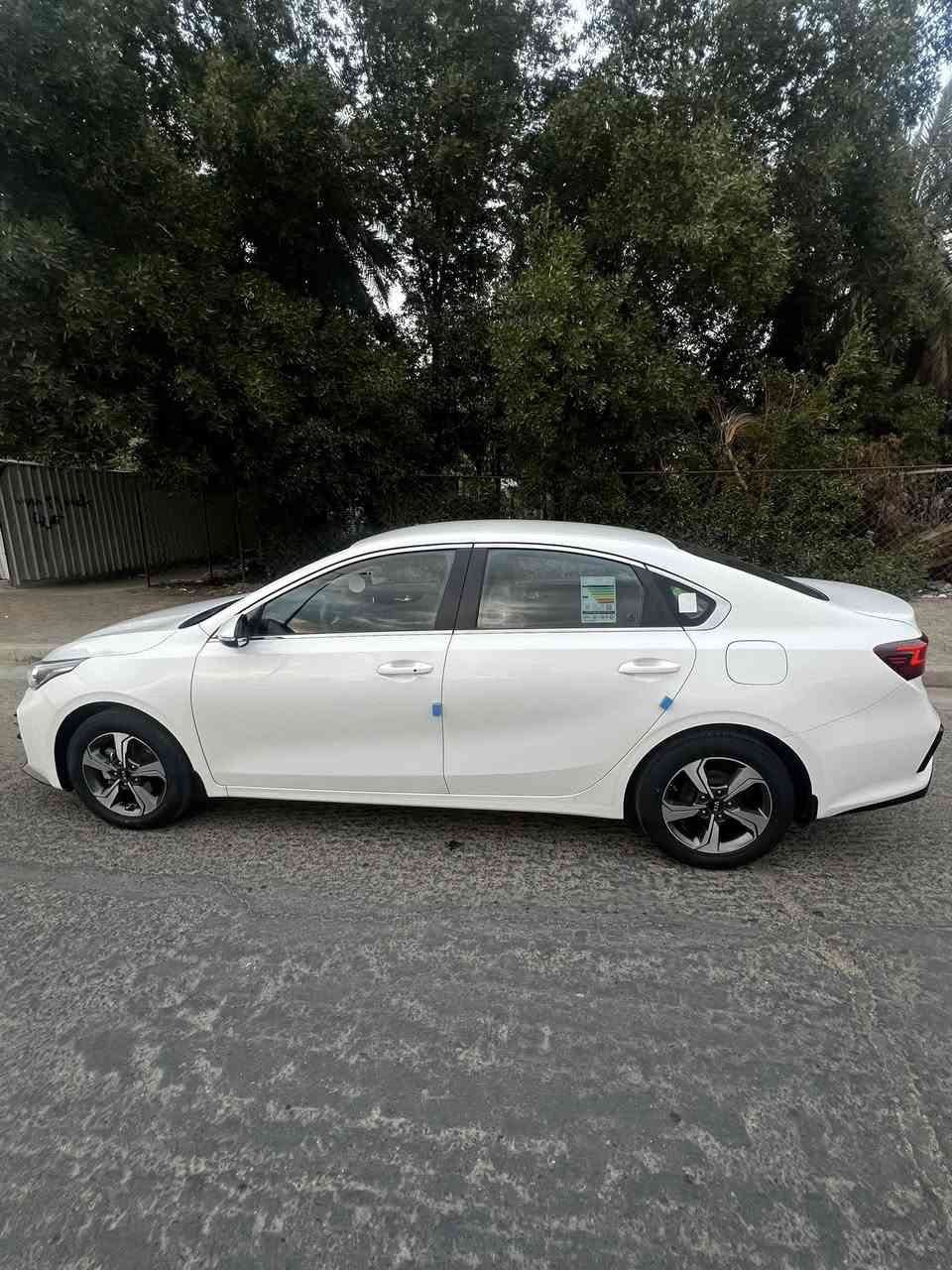 السلام عليكم
سيراتو خليجي 2019 مكفوله رقم بغداد دولي بأسمي 
 1600 دوش فول بصمه تشغيل عن بعد لد امامي خلفي لايت زنون كروس مثبت سرعه شاشة اعطال مري شفط اشاير بالمري شاشه بلاديه ابل كار بلي كامره دواره مودات قياده قطعتين تبريد خمسه ويل كب كشنات قلاب سياره جديده 
مراوس بسيراتو اقل شعندك نزل او راسلني
***********
