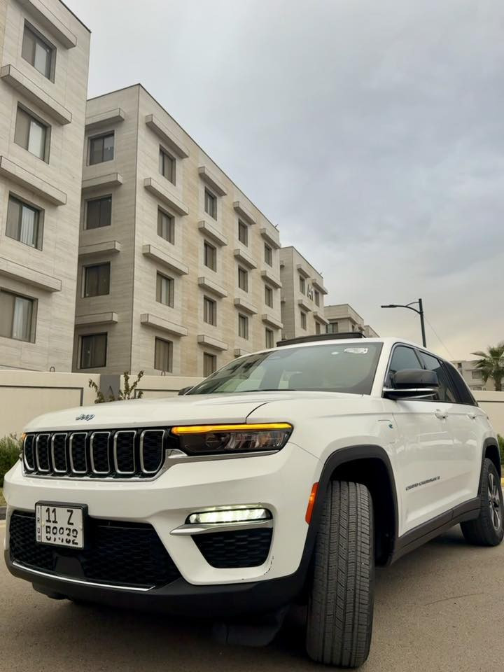 ‎جيب كراند شيروكي اخت الكلين 
4XE 2024 وارد امريكي
2.0L Turbo

‎حجم المكينه : 2000  تيربو + هايبرد + بلك ان 
‎المسافة المقطوعة : 32  الف ميل
🔴كير و محرك كفالة 
🔴 حادثها بسيط جدا شويه بالباب و شويه بالبنيد  موجود السونار و صور الحادث و السيارة بدون ايرباك و كل قطعها اصليه حتى الدعاميات نفسهن جايات ويه السياره 
🔴 بدون  ايرباك 

1. رقم بغداد تحويل مباشر 
2. بصمة تشغيل و ابواب 
3. بانوراما طكتين 
4. شاشة كبيرة 
5. تشغيل عن بعد و نظام ترحيب عند الاقتراب 
6. كشنات جلد 
7. كشنات كهرباء و تدفئة بالكشنات و الستيرن
8. كرسي السايق وضعيات و ميموري 
9. الصندوق كهرباء 
10. رادار 
11. خمس وضعيات قيادة 
12. كير ماوس 
13. لايتات لد و بك لايد لد 
14. و بعد مواصفات الجيد اللمتدد

السعر : 340 $ 
‎تفاصيل اكثر هذا رقمي ***********
