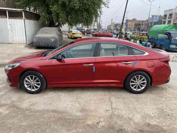 السلام عليكم 
سوناتا 2018 وارد امريكي حادث سطحي جاملغ وباب وداير جاملغ الخلفي وبارد بلجنطه وصور الحادث مرفقه 
محرك 2400  كير ومحرك مكفول شرط التحويل 
السعر 120 قفل 
*********** 
بغداد حي اور
