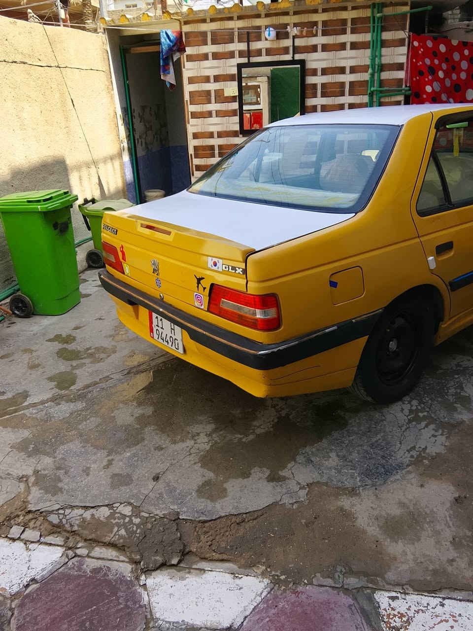 سلام عليكم ورحمة الله وبركاتة  من رخصت الادمن سياره بيجو لميس موديل 16 كير تمام مكينه حلوه  ناعمه بس بيها خيط بخار ترايك وين ما يعجبك صدر ومامي خلفي كله جديد كهرابييات كله شغاله سياره حلوه امانت الله تبريد شغال تدفه شغال تخم تاير نص عمر سنويه بسمي لحد 31 هزه چدیده مصفره من کلشي مشروع وطني ارقام نکليزي السعر المطلوب 37 وبیها مچال سیاره بسمی تحویل یوم اليعجبك مکانی بغداد الامین ثانيه ***********
