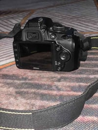 نيكون D3200 • نظافة ٩٠٪ • كارت ٣٢جيجا