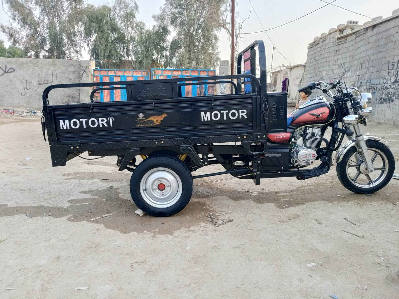 السلام عليكم ستوته للبيع موديل 23 مكفولة كفاله  بلال صارلهه شهرين من طالعه مكان كربلاء حي العامل مامتواجد ع خاص الشراي يتصل ع رقم ***********
