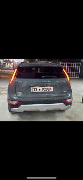 السلام عليكم 
كيا نيرو 2025 EX هايبرد 
ماشيه 5000 ميل مرقم بغداد 
للتواصل ***********
