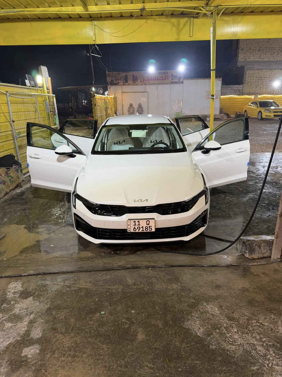 سلام عليكم  
كيا K5  خليجي  موديل 2024 مكفوله كفاله عامه  من تبديل و صبغ و البارد وتكحيل سياره زيرو
 ماشيه 10 الف بعده بلايلون الشركه
  موصفات سياره 
بصمه عدد 2 
تشغيل عن بعد 
حساس امامي او خلفي 
كامرا دوارة
شاشه جبيره 
صندوك ذكي 
بكلايت لد  
كشن كهرباء
مكان السياره السماوة
***********
