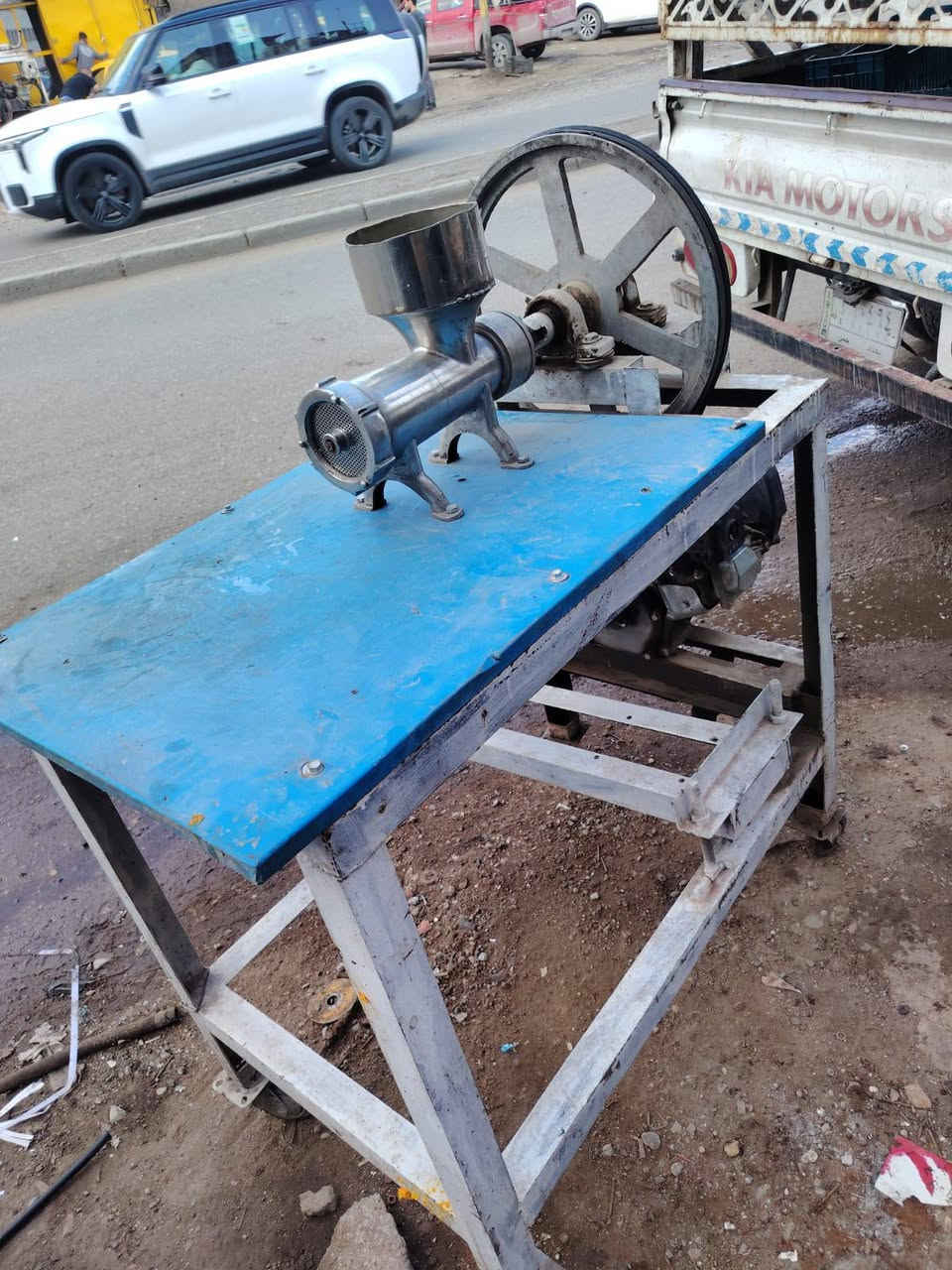 مثرامة وعارضة للبيع للاستفسار ***********
العنوان كمالية بغداد
