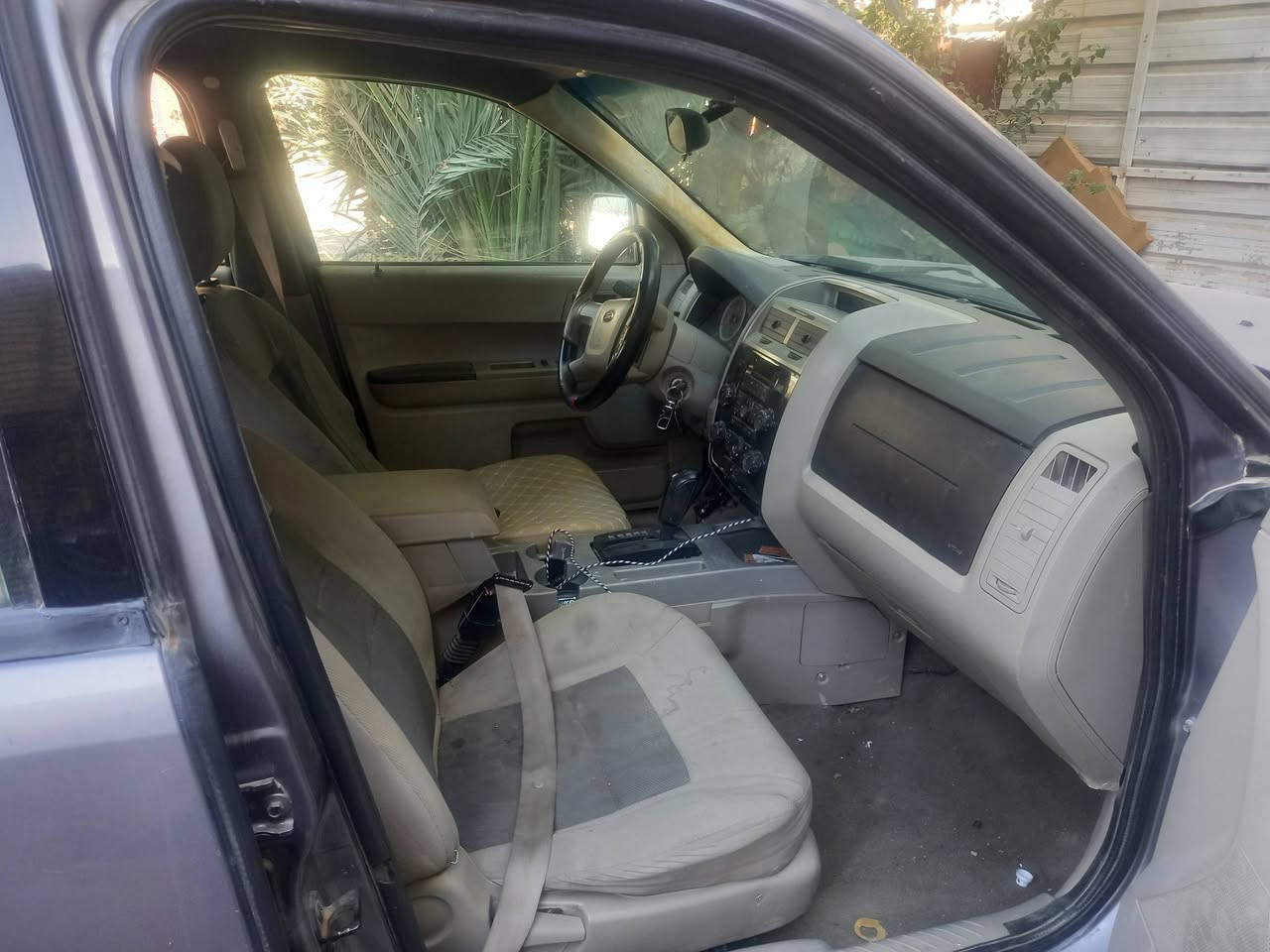 السلام عليكم 
مراوووووس فقط باجيب شيروكي محور بطة فقط??
عندي سيارة فورد سكيب موديل ٢٠٠٨ بغداد دولي باسمي سيارة محور ياباني ٦سلندر افلون VVT حجم ٣٠٠٠ مكينه شاد حاويه قبلةسنه اقل تقريبآ وعند فيدو سيارة كلين تايتل عدا بنيد تبديل طاير بامشي رايد مراوس جيب من موديل ٢٠٠٠ إلى ٢٠٠٤ عندة يدخل خاص


**إذا كنت صاحب هذا الإعلان وتريد حذفه لأي سبب، رجاءا أرسل رسالة إلى الدعم الفني**