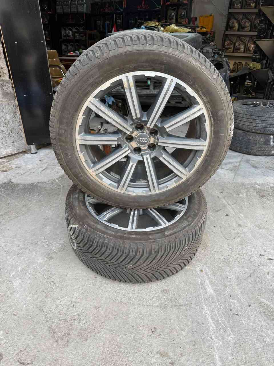 سلام عليكم
كصا سيارا Audi q7
Vw جيتا 
زيوت المانيه اصليه 🇩🇪
صيانه
برمجه
توصيل
عنوان كراده عرصات مقابل كراج ألفين 

استفسار  ***********
