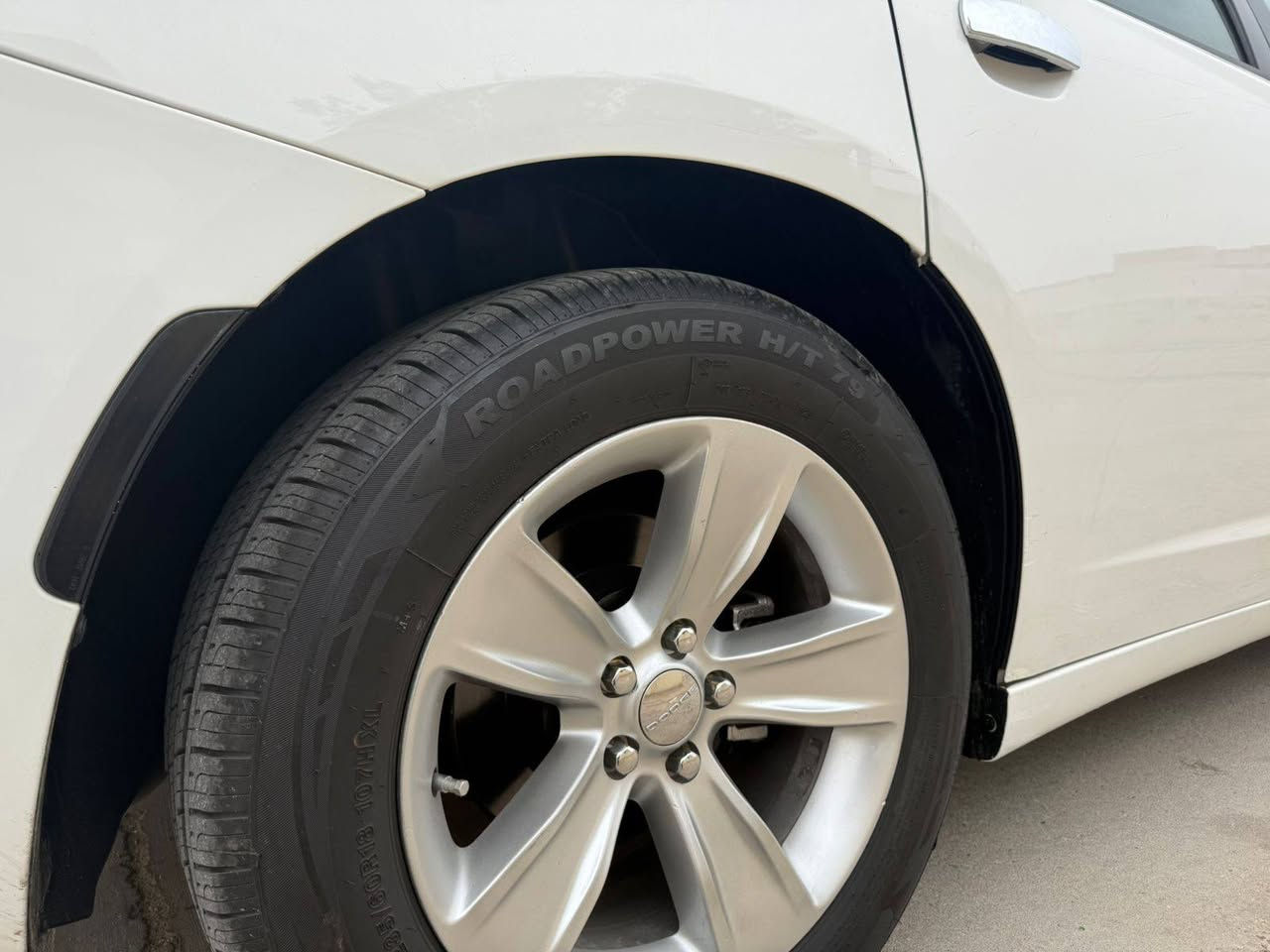 جارجر 2016 اصل كفالة عامه رقم اربيل السعر 190 عنوان البصره ***********
