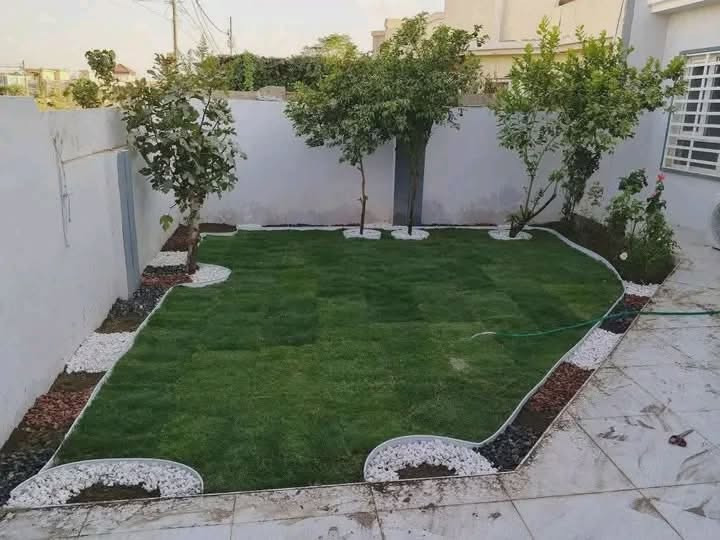 ترتيب وتصميم الحدائق داخل المجمعات وخارجها.
*********** 📞📞
