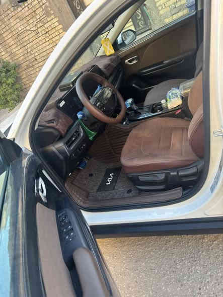 السلام عليكم كي 4 خليجي سياره زيرو ماشيه 2000 ضمان الشركه الدوليه خمس سنوات بيها تبديلات دهن وفلاتر السياره مغلفه تفصال من كشنات ورضيات وتغليف ببي اف الخارج كله بيها ضمان عشرسنوات تغليفه يم شركه منتضر الاسدي مكفوله من الشخط والرصعه والبارد سياره الياخذها بل عافيه عليه سعرها 220 بيها مجال قليل الي يشوفها غاليه ان شاءالله ياخذ الاحسن منها اخوان مامتواجدعل نت واذا اكوسياره مراوس خليجي اقل منها اراوس رقم بغداد بسمي مكان بغداد***********
