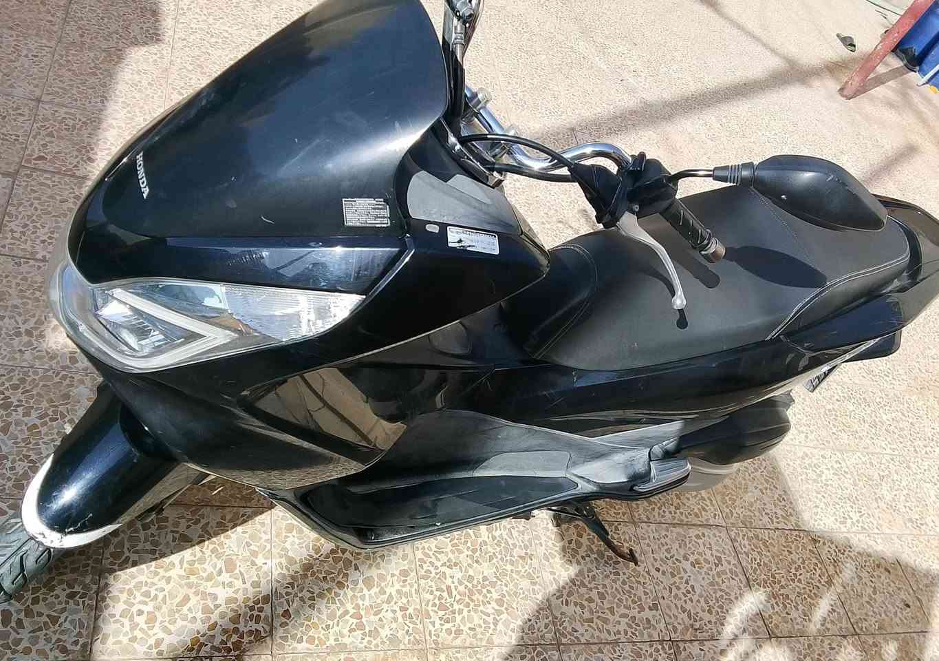 للبيع
دراجه بي سي اكس 
الجيل الثاني 
دراجه نضيفه 
الرقم ***********
