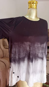 تيشرت شبابي • برمودا كابوي • بنطلون كتان