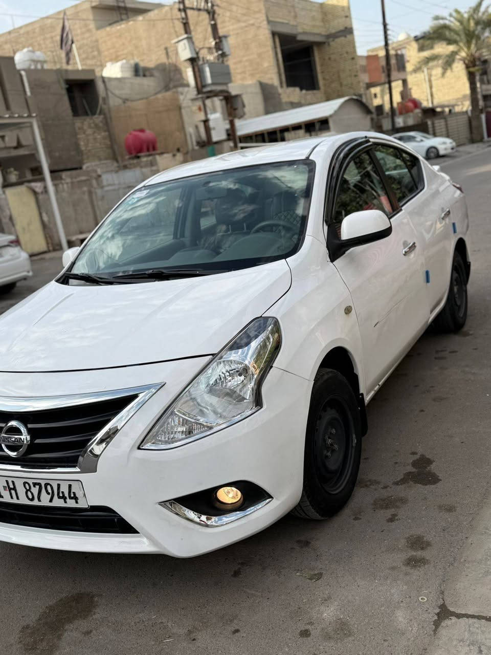 سني 2019 هندي
بليته زركة
ماشيه 90 
باسمي رقم بغداد هزة وسنوية جديدة
بيه جاملغين تبديل الامامية بدون حادث
سعرها 96 ورقة وبيه مجال بسيط 
مكاني بغداد حي العامل
***********
