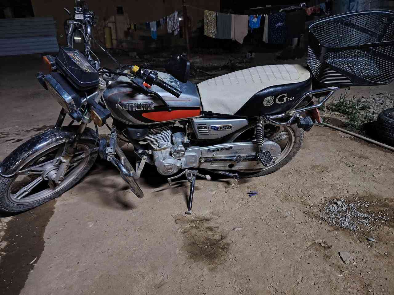 ماطور للبيع 
موديل 22
السعر 450 بي مجال


**إذا كنت صاحب هذا الإعلان وتريد حذفه لأي سبب، رجاءا أرسل رسالة إلى الدعم الفني**