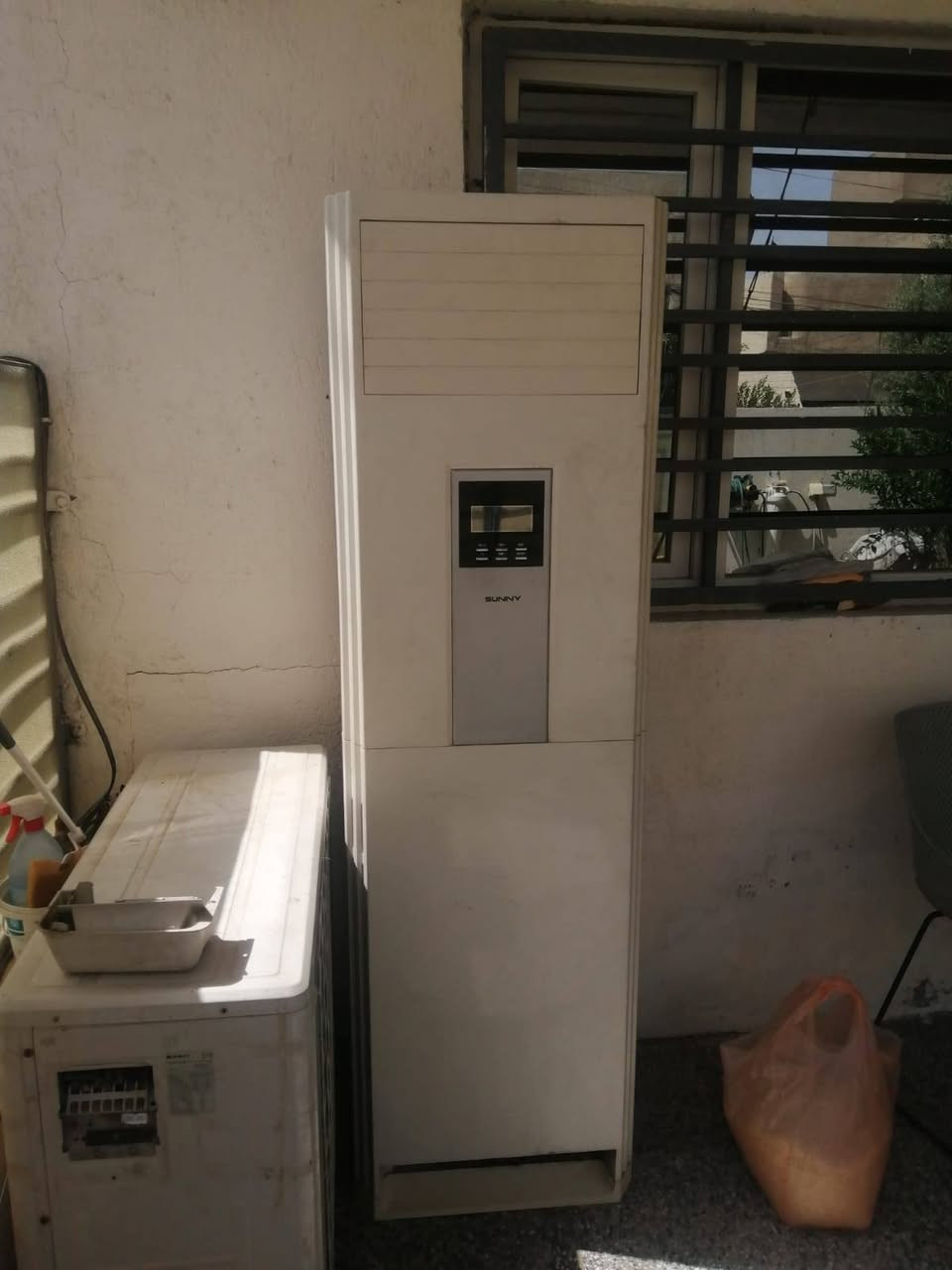 للبيع سبلت كنتوري 3 طن بدون غاز السعر 500 الف للتواصل واتساب
***********
