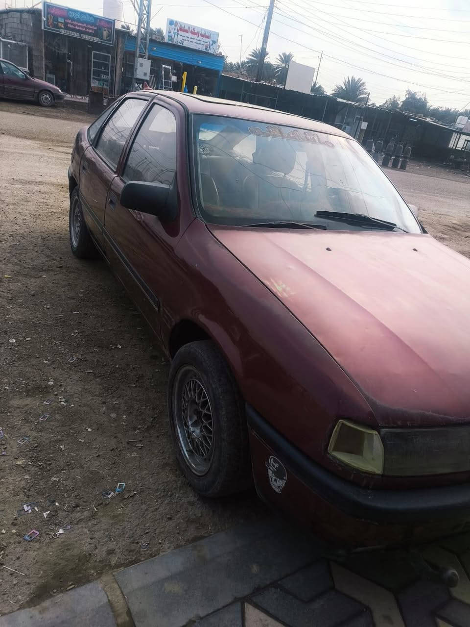 مكلف بالنشر
كير ومحرك نضاف 
مكينه ٢٠٠٠
تخم تاير 
ويل كب
السياره بلاديه بدون صبغ 
خويسات قليله توه باديه
مكانه بغداد ابو غريب 
*********** واتساب
اتصل وتدلل 
السعر ٣٥ وبيها مجال
