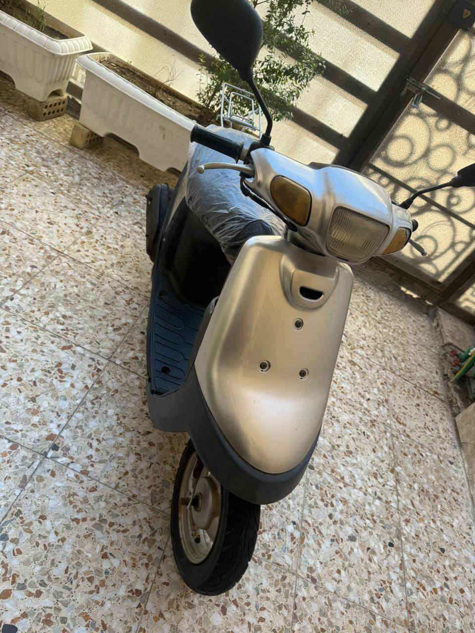 سلام عليكم للبيع دراجه بطه نضيفه سرعته 60 كامله مكمله شغاله محرك ناعم ما مفتوح نكره بكل وقت دراجه شلعته تخبل كهربائيات كلهه شغاله لايت أشاير دبلات شغاله بريكات دراجه خير من الله سعر 285وبيها مجال العنوان بغداد بلديات رقمي *********** بي واتساب
