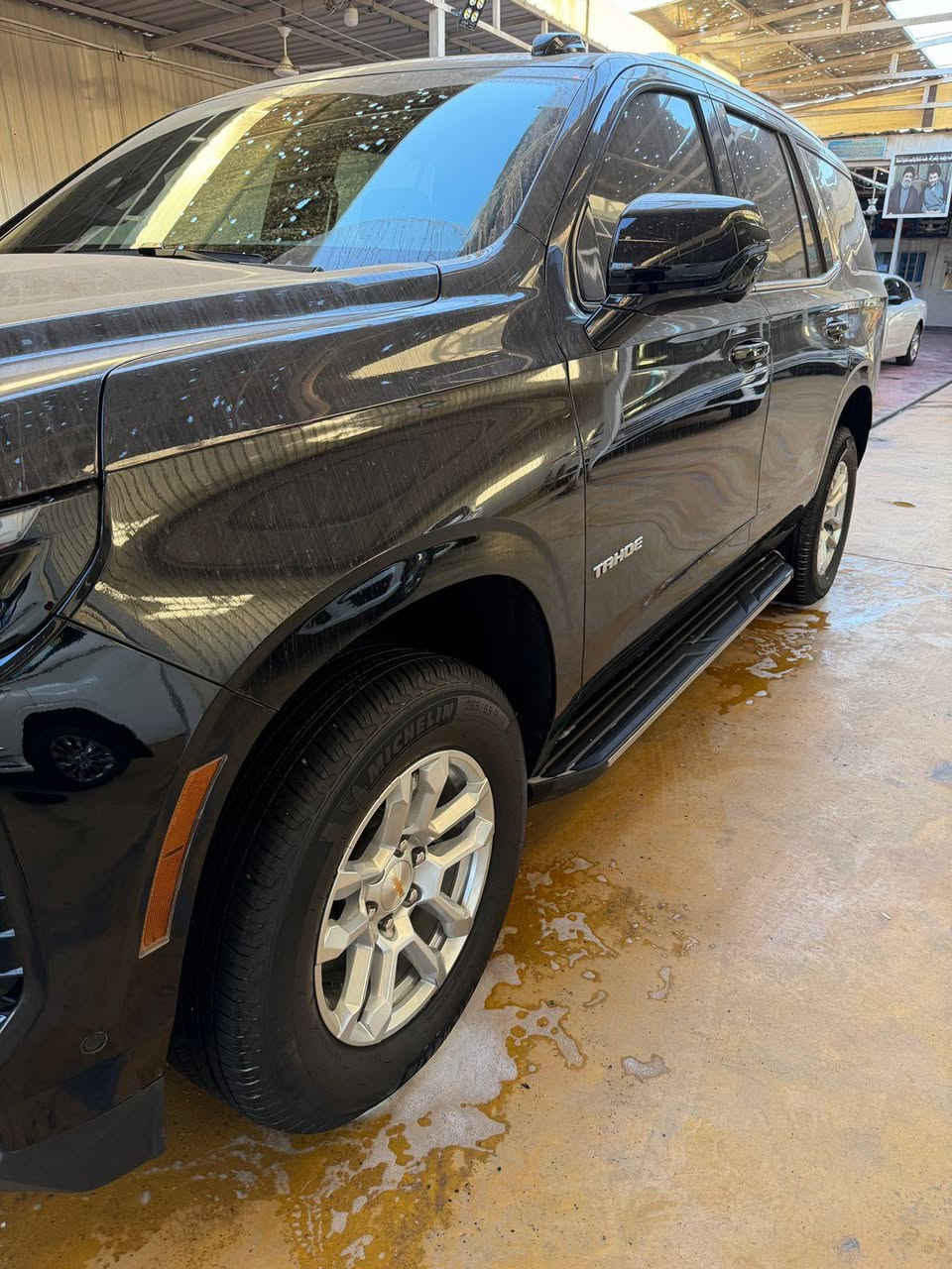 سلام عليكم تاهو  ايل اس موديل ٢٠٢٥ ماشيه ١٧٠٠ سياره بحاله الوكلاه مضروبه نانو سعرها ٥٩٥$  شركه المنصور  عنوان بغداد اي ستفسار *********** ليس متواجد عله الفيس
