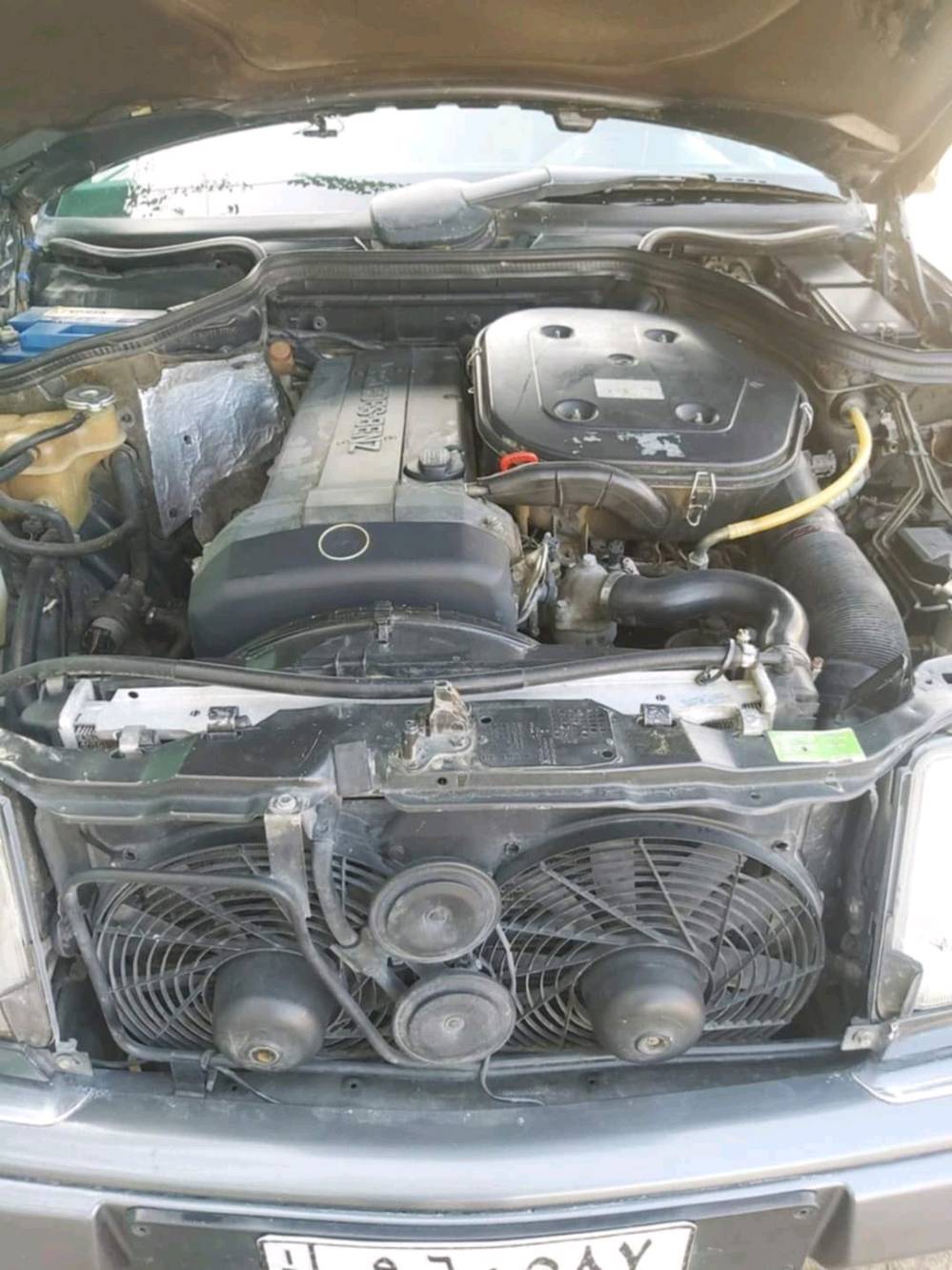 بيبي شبح موديل 92 رقم بغداد سنويته للشهر 11 مكينة وكير خير من الله تدفئة تبريد كله شغال بردة خلفية شغالة حتى التجوات الخلفية شغالة أريل ينزل ويصعد ويا السويج
تخم سماعات مع دمام خلفي منضومة لايت زنون شمسية كاملة فتحت سلايد طكيتن شغال أدامة كاملة على المكينة حتى امصور التفاصيل كاملة صدر امامي وخلفي كله جديد تخم تاير مع باتري جديد 
تحويل مباشر بأسم ولد صديقي السعر ب 88 وبيه مجال العنوان ديالى الغالبية قرب محطة تعبئة وقود عين الشمس للأستفسار ***********