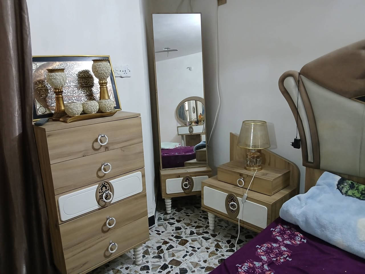 سلام عليكم غرفة تركية للبيع الاستفسار خاص او الاتصال ***********
