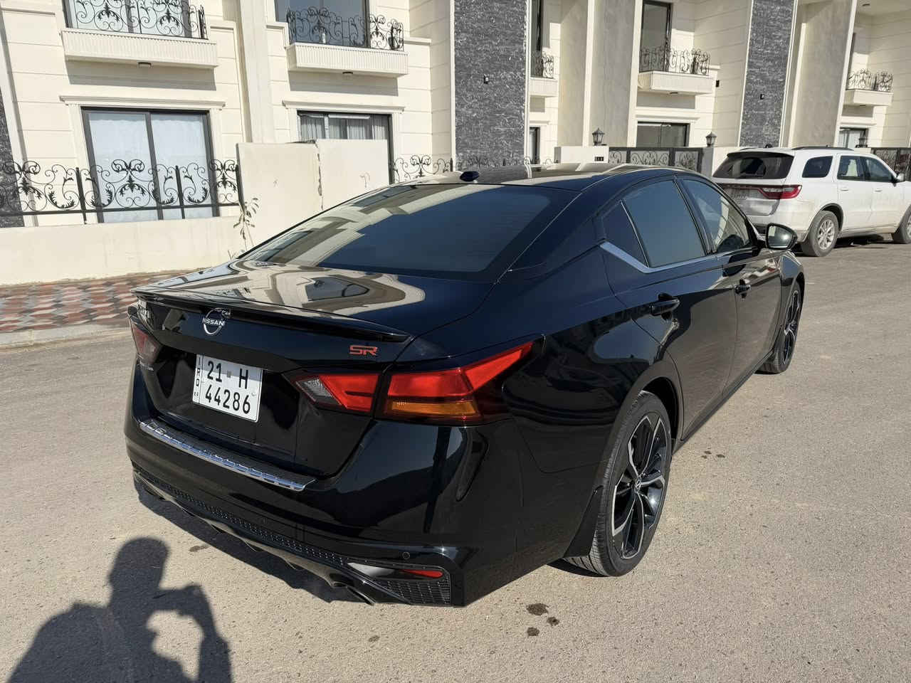 نيسان التيما 2023/SR/
لون اسود 
حادس به س چاملغ سايق ضبخ بدون دواخل 
سياره جديد 49km ماشيه 
صور شاصي حادس موجود 
مكان سياره كركوك 
***********
سعر 188$ بي مجال
