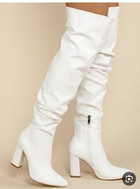 قياس ٣٦ • ملابس