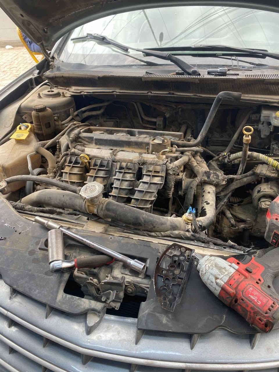 سلام عليكم  تم صيانه دوج افنجر موديل ١٣ بيهة نضوح سوينالهة ادامه كامله
تبديل واشر قبق ولفات 
وتبديل دهن محرك 
فتح كيس محرك  وتبديله 
تبديل حساس ABS

وعمل السياره الثانيه دوج سبرنك موديل٢٠٠٨
حل مشكله كير جان يحرك ٣
بغداد الدوره شارع ٦٠
***********اخوكم احمد المشايخي يوجد توصيل لجميع المحافظات 
يوجد ادوات احتياطيه جديد ومستعمل 
وصيانه عامه كهرباء وحداده الصدر وفيتريه
