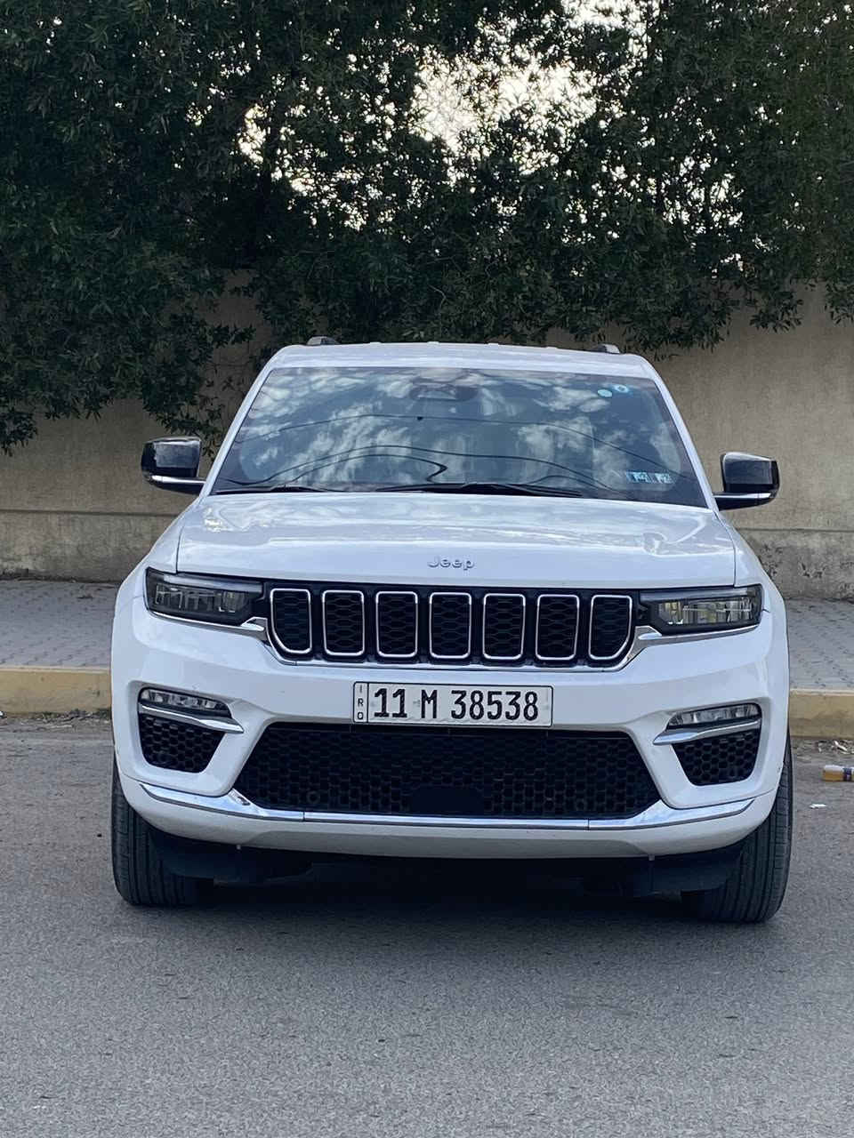 السلام علي السلام عليكم
جيب٢٠٢٤ الشكل الجديد Limited_دبل4X4
أمريكي ٥راكب
الفئه : Limited ( فل مواصفات )
الممشى : ١٦٩٠٠ الف كم 
اللون الخارجي : أبيض 
الداخليه : جلد بيجي فخم
المواصفات والتجهيزات :
جنوط كروم 
مقاعد كهربائيه ( خزن + ميموري )
مقاعد حار بارد 
سكان هيتر 
كير ماوس
مكيف خلفي
لايت ليد + بك لايت ليد
حساسات
رادار أمامي 
شاشة لمس متعددة الوظائف 
صندوق كهربائي + شفتات
بريك كهربائي 
أوتو بارك 
Apple Carplay / Android Auto 
مثبت سرعه + تحكم بالدروكسيون 
نظام مكابح  ABS + ESP
المحرك والكير على وضع الشركه
سنوية هزه جديده
حادث جاملغ وبنيد رقم الشاصي موجود بالمنشور
نظافه داخليه ممتازه
 
 
الرقم *********** كم
