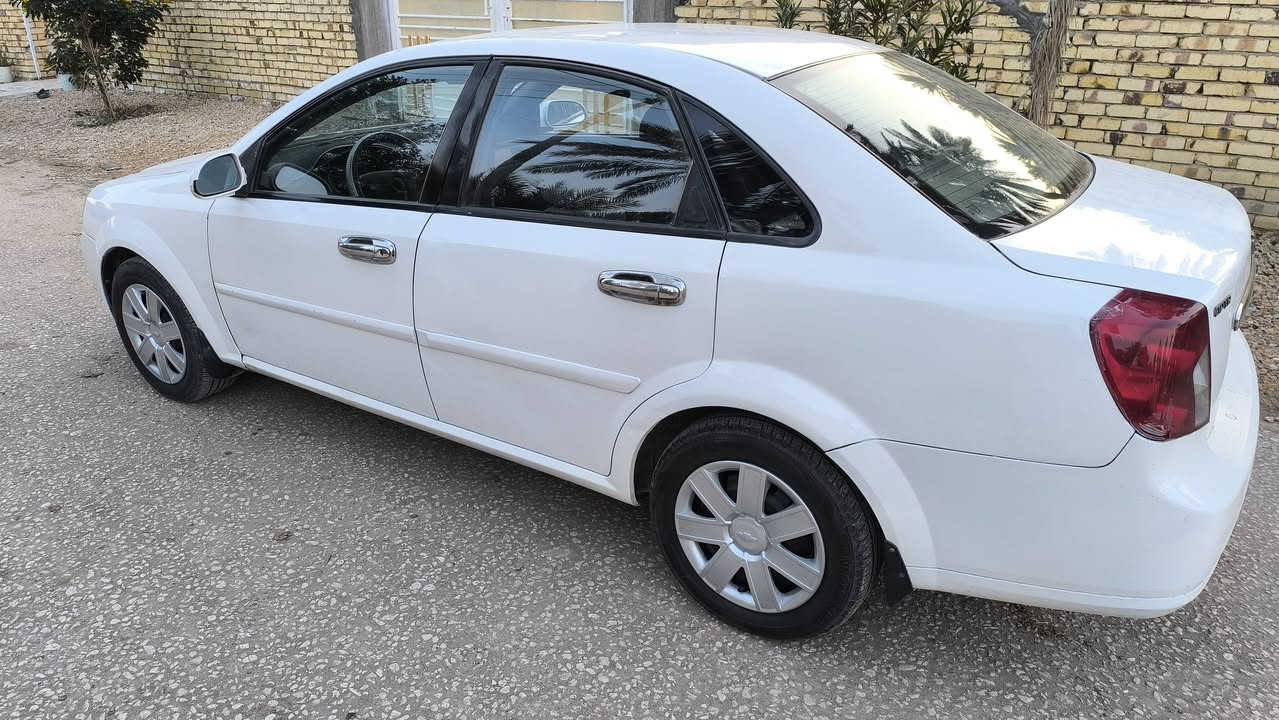 اوبترا 2007 خليجي 
كير ومحرك مكفولات ، تبريد وصدر وكهرباء وتايرات كله مضبوط ، سياره جاهزه ونظيفه مال جناي ، بيه رشات صبغ حزام تقريباً ، المكان بابل ، السعر 63 ، 
***********
