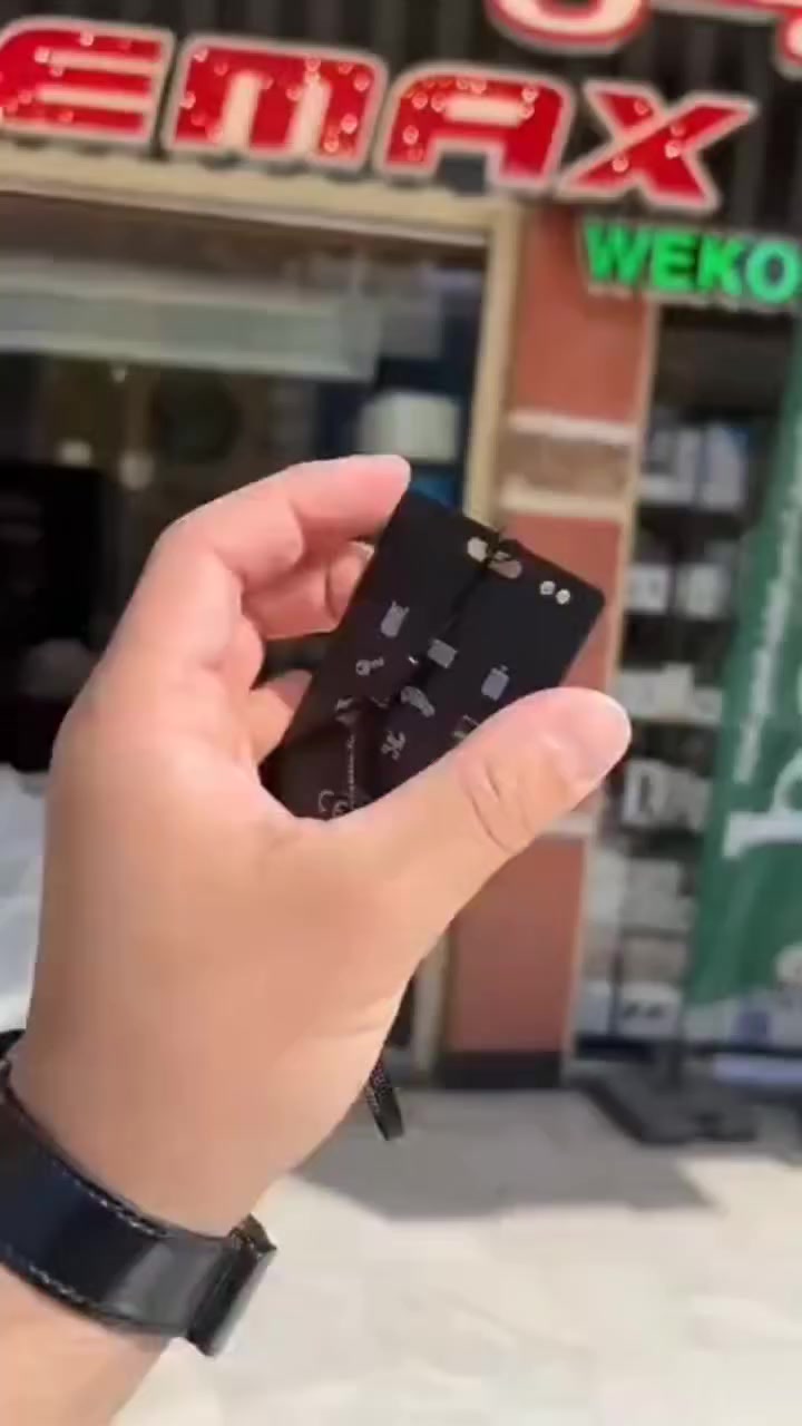 من رخصة الادمن
الله يرزق الجميع هذا باب رزقي
هذا جهاز تتبع تحطه بمحفظتك اذا تضيع تلكاها عبر التلفون
او بجنط الاطفال الله يحفظهم باي شي
يحددلك الموقع هبر التلفون
سعره ٢٢ الف
واكو توصيل بغداد ب ٣


**إذا كنت صاحب هذا الإعلان وتريد حذفه لأي سبب، رجاءا أرسل رسالة إلى الدعم الفني**