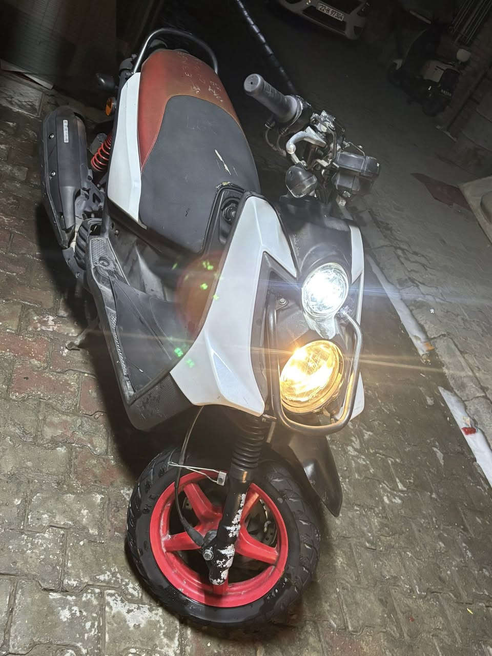 سلام عليكم سكنس جبلي للبيع دراجه نضيفه بلاديه مكينه مكفوله كفرات درجه حلوه شلعه ومعدل كهربيات كلها شغاله مكينه ناعمه عله يدي من رمبه سعرها مليون و 50 وبيها مجال مكاني  الكرخ العلاوي رقمي ***********
