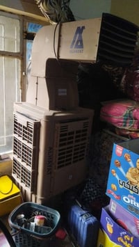 للبيع  السعر ٣٠٠ قفل  مشتغله ٤٥ يوم فقط  07739040470