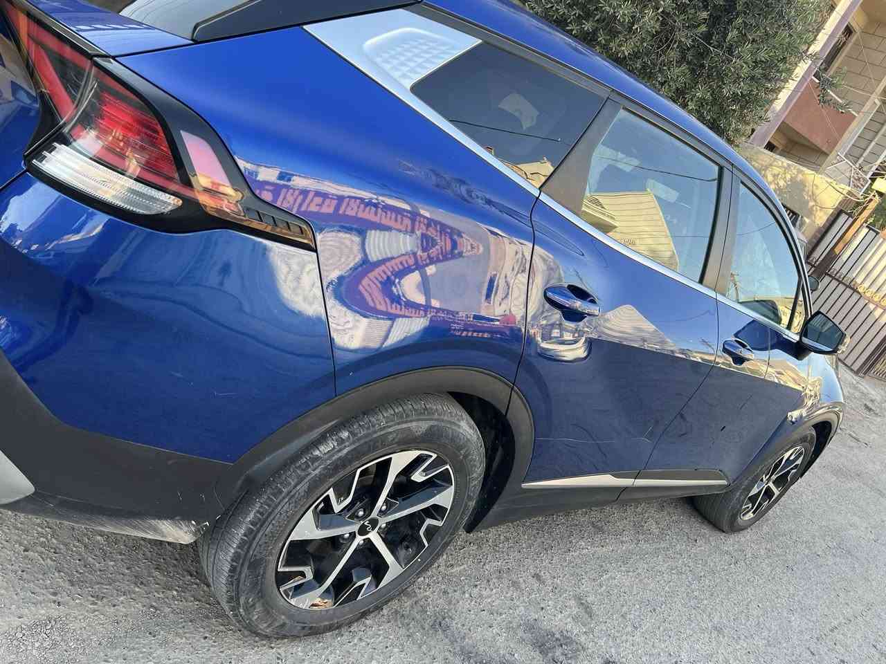 KIA Sportage EX 2023 
سبورتج  الطويل  فول عدا  البانوراما  
‎لون ازرق (بحري) 
ماشية 43الف 
مرقم بغداد باسمي رقم الجديد
السيارة بيها البنيد تبديل بدون ايرباك بقية السيارة مكفولة من كلشي 
المواصفات/
‎🔵 محرك 2500 
‎🔵 كير 8 نمر 
‎🔵 بصمة تشغيل - ابواب - صندوك - تشغيل عن بعد
‎🔵 شاشة كبيرة على طول  الدشبول تدعم car play
‎🔵 كيجات الكترونية متغيرة حسب الوضعيات
‎🔵 انظمة القيادة : سبورت - سمارت - نورمال
‎🔵 كشنات جلد لون اسود 
‎🔵 كرسي كهرباء 
‎🔵 اضواء ترحيب عند الاقتراب مع ترحيب داخلي 
‎🔵 شحن وايرليس
‎🔵 منافذ تايب سي عدد 3 مع 2 في الكشنات ومنفذ يو اس بي 
‎🔵 هاند بريك بصمة
‎🔵 اوتو هولد
‎🔵 نقطة عمياء 
‎🔵 رادار امامي،جانبي،خلفي +حساسات خلفية
‎🔵 تحديد مسار ذكي
‎🔵 قيادة ألية ذكية
‎🔵 كروز سرعة
‎🔵 كشنات تدفئة 
‎🔵 شاشة لمس متغيرة لتحكم الميديا او لتبريد
‎🔵 فول تحكم ستيرن
‎🔵 تبريد قطعتين
السعر 185 ورقة ومجالها بسيط 
للاستفسار /***********

