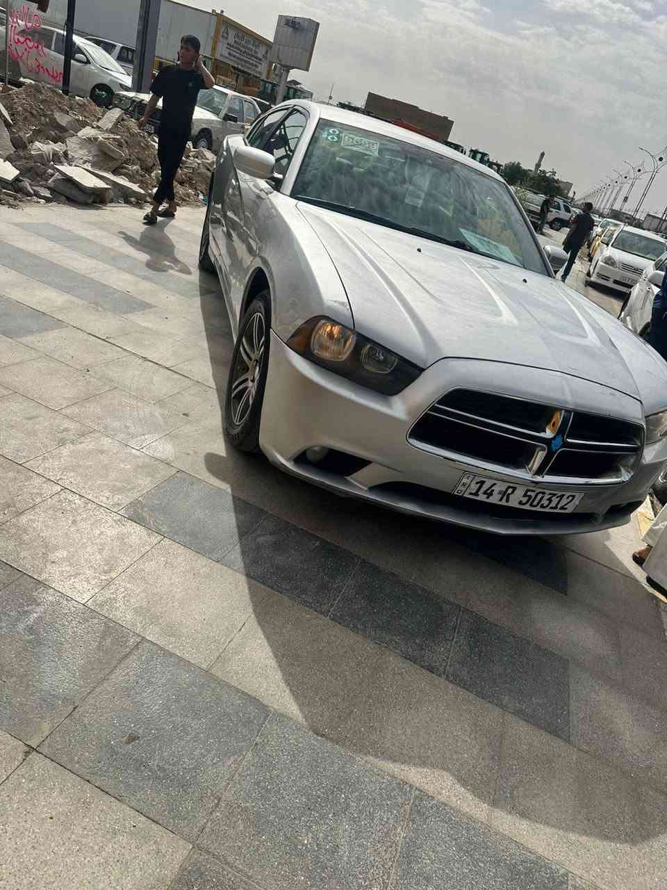 السلام عليكم للبيع جارجر موديل ١٢ كفاله صبغ ظربة تبديل من الحادث بارد قليل رقم بصرة انكليزي بسمي مكينه كير ماوس ماشية ١٧٠الف شرط مامشتغلة خط حداده تخم تاير ا المكان ناصرية الاستفسار *********** أتصل واتساب
