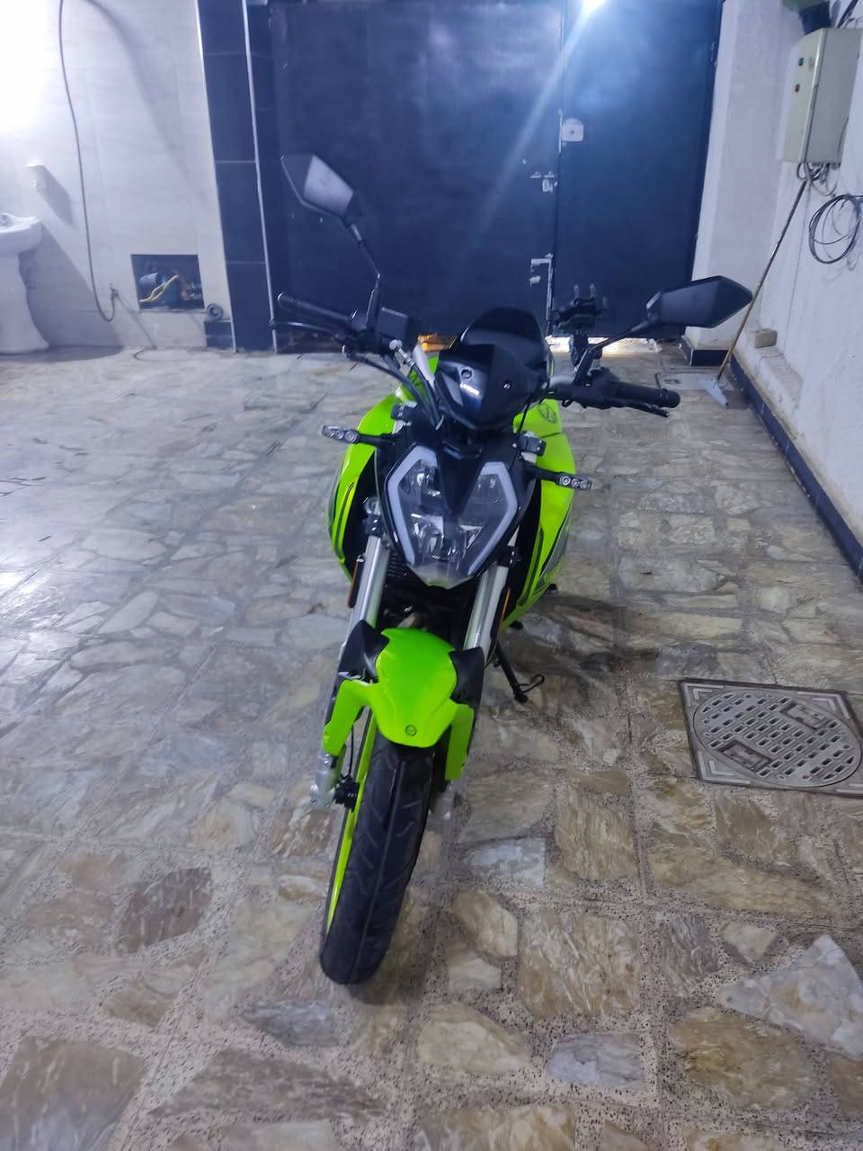 دراجه بنلي 180s لبيع 
ماشيه 11الف 
دراجه خير من الله 
كلشي بلادي بيه 
دراجه نطيفه كلش قدام عينك 
سعر 3200
رقم ***********
