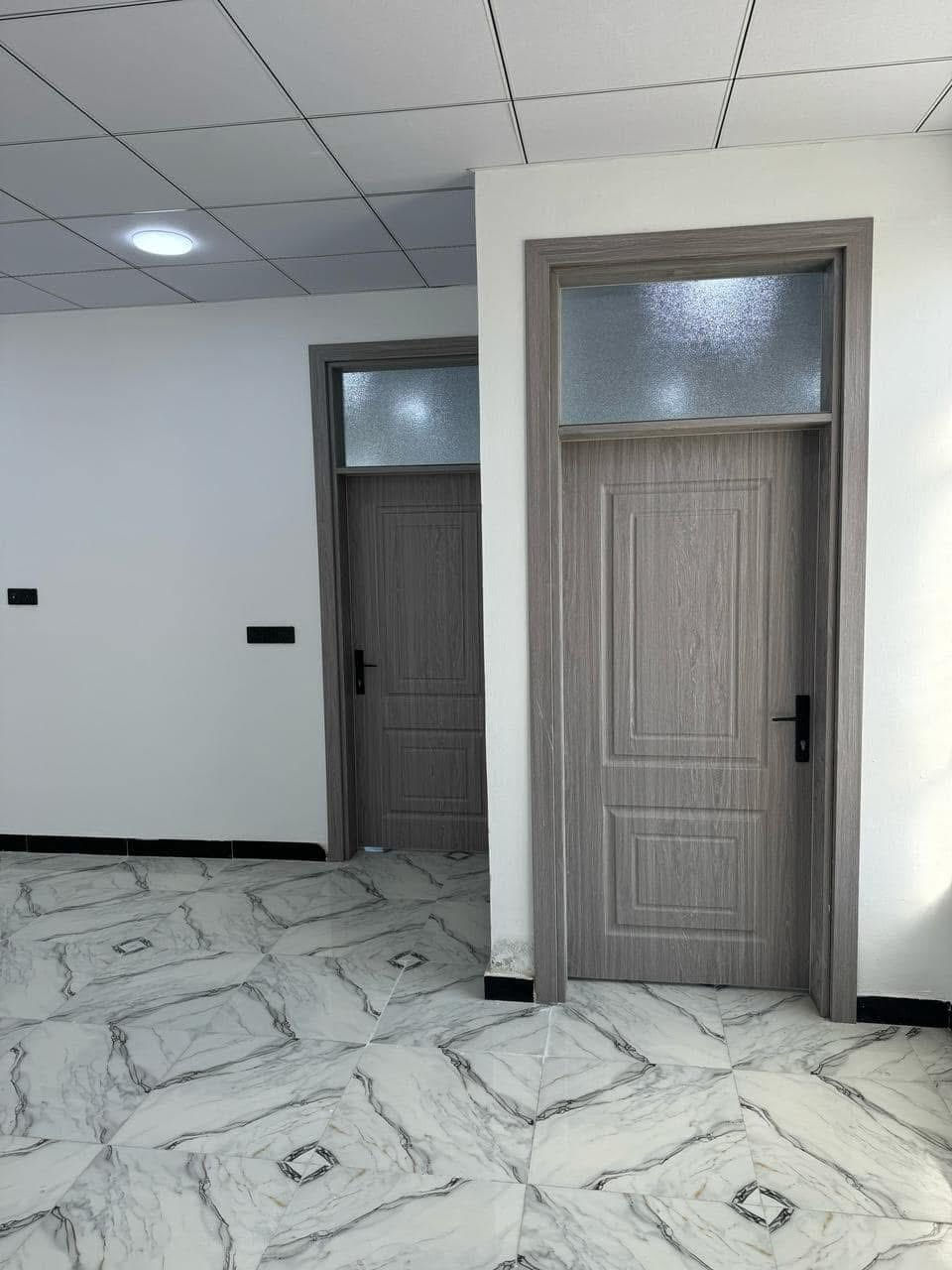 ✅دار سعر جدآ مناسب.
✅🔰دار للبيع 🏡بمساحه 150م طابو صرف زراعي ✅🔰 
العنوان 🏡 ( ديالى/بعقوبة/تقاطع القدس/دور الزراعه الثانية 
🔰✅ التفاصيل.  الطابق الاول /كراج سياره/ صحيات خارجية شرقي /استقبال /مطبخ  /صالة /غرفة نوم عدد 1/ حمام وصحيات غربي مشترك / منور .
الطابق الثاني/حمام وصحيات غربي مشترك / غرفة نوم عدد 2 / صالة و سطحين .😍⁦☝️⁩
للاستفسار الاتصال على  *********** ) 🔰دار للبيع 🏡بمساحه 150م طابو صرف زراعي ✅🔰 
العنوان 🏡 ( ديالى/بعقوبة/تقاطع القدس/دور الزراعه الثانية 
🔰✅ التفاصيل. تبليط بجديد الطابق الاول /كراج سياره/ صحيات خارجية شرقي /استقبال /مطبخ  /صالة /غرفة نوم عدد 1/ حمام وصحيات غربي مشترك / منور .
الطابق الثاني/حمام وصحيات غربي مشترك / غرفة نوم عدد 2 / صالة و سطحين .😍⁦☝️⁩
للاستفسار الاتصال على  *********** )
